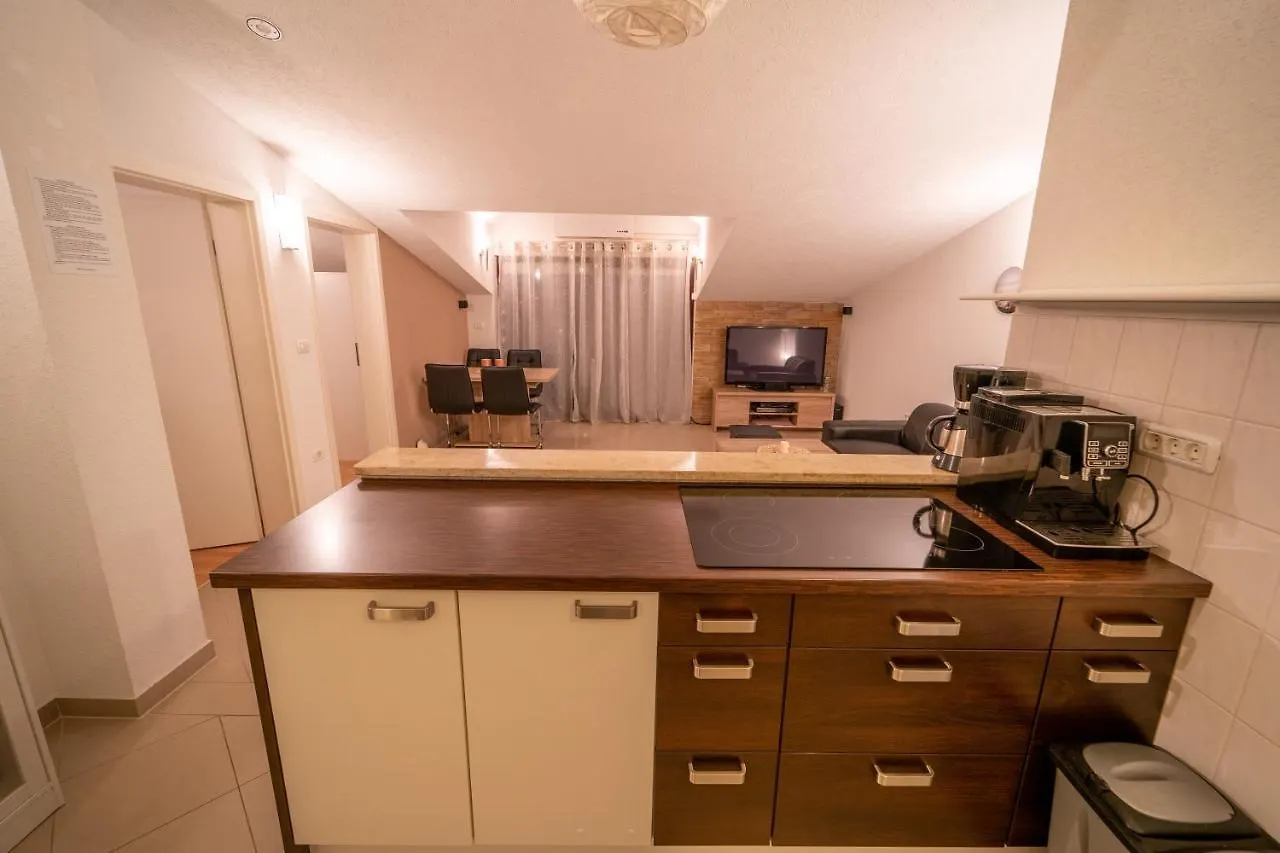Apartment Villa Twins Markovic Pula