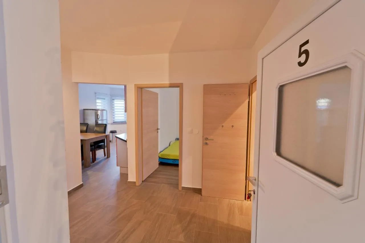 Villa Twins Markovic Pula Apartment