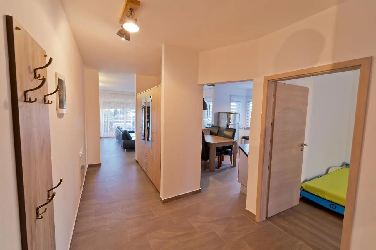 Apartment Villa Twins Markovic Pula