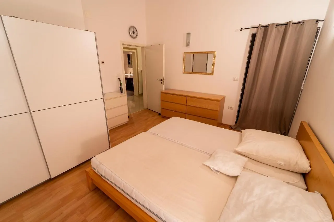 Apartment Villa Twins Markovic Pula