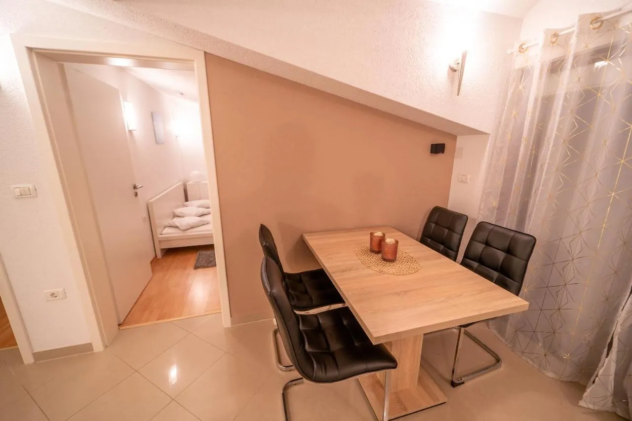 Apartment Villa Twins Markovic Pula